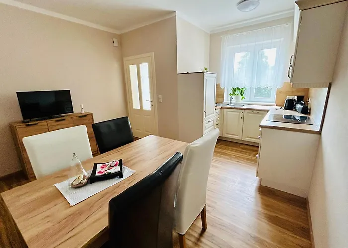 Zum Glockenturm Apartman *